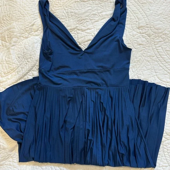 Soprano Women's Blue Dress W/ Twisted Strap Detail size M - Picture 2 of 4